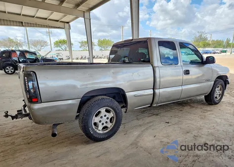 2001 Chevrolet Silverado C1500 z USA, uszkodzony, nr VIN 1GCEC19V51Z216005
